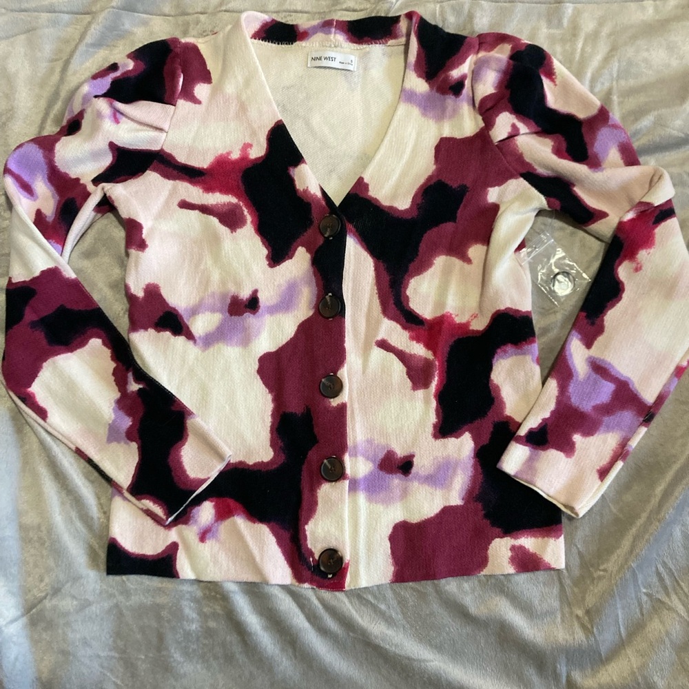 NWOT Nine West Pink and Black Patterned Cardigan
